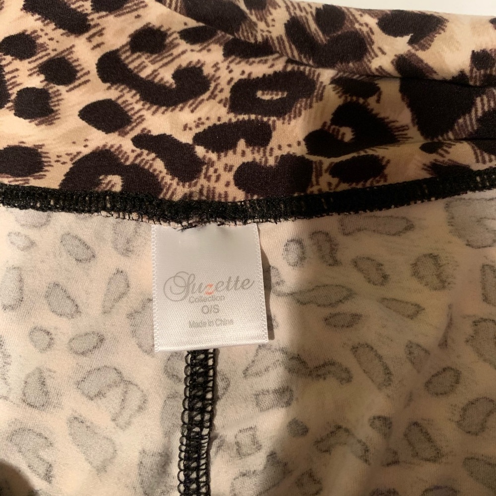 Suzette Collection Cheetah Print Leggings - Picture 6 of 7